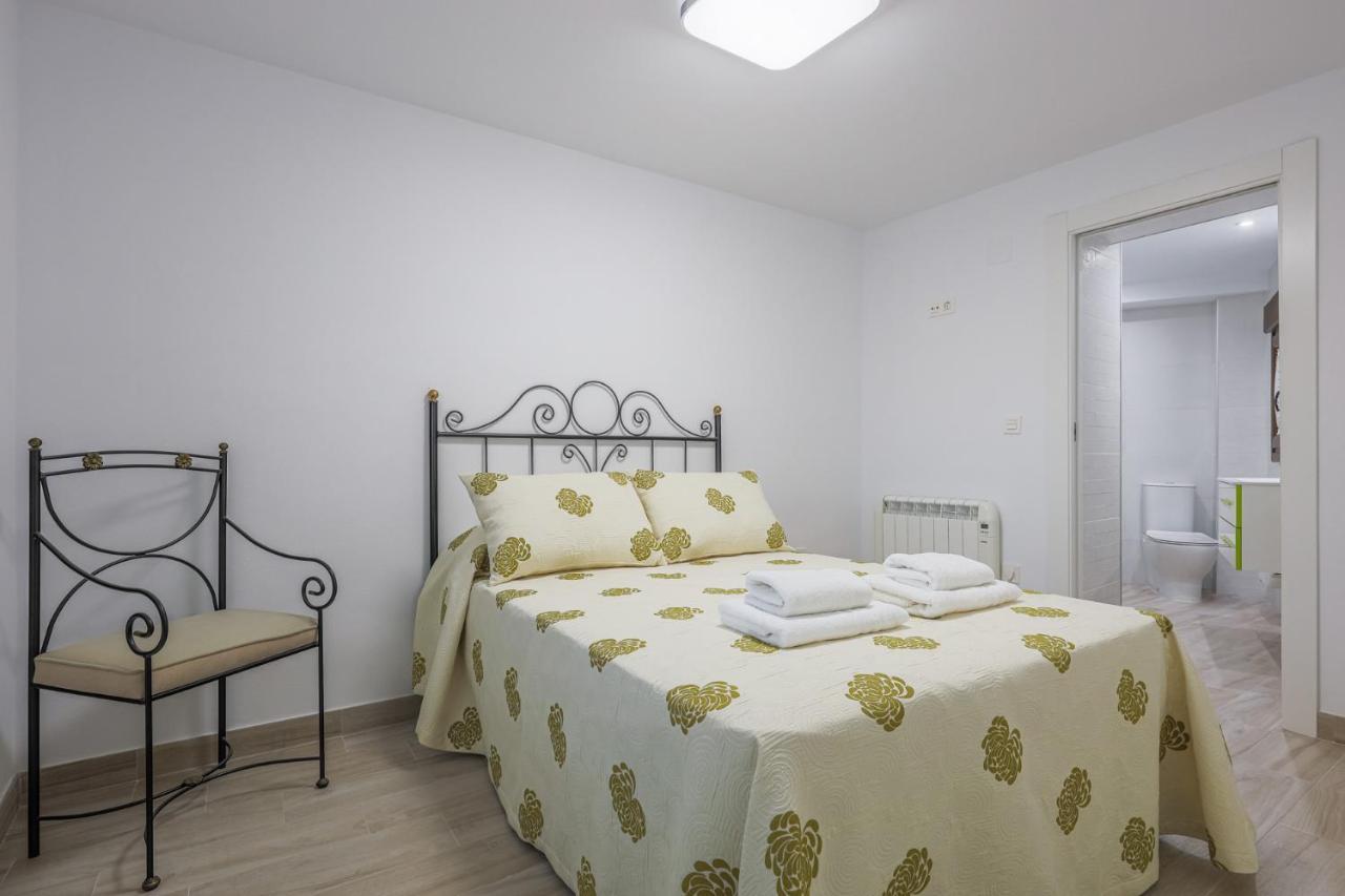 Fantastica Casa De 3 Bedroom Y 3 Banos - Casa De Relax- Montefrío Exteriör bild