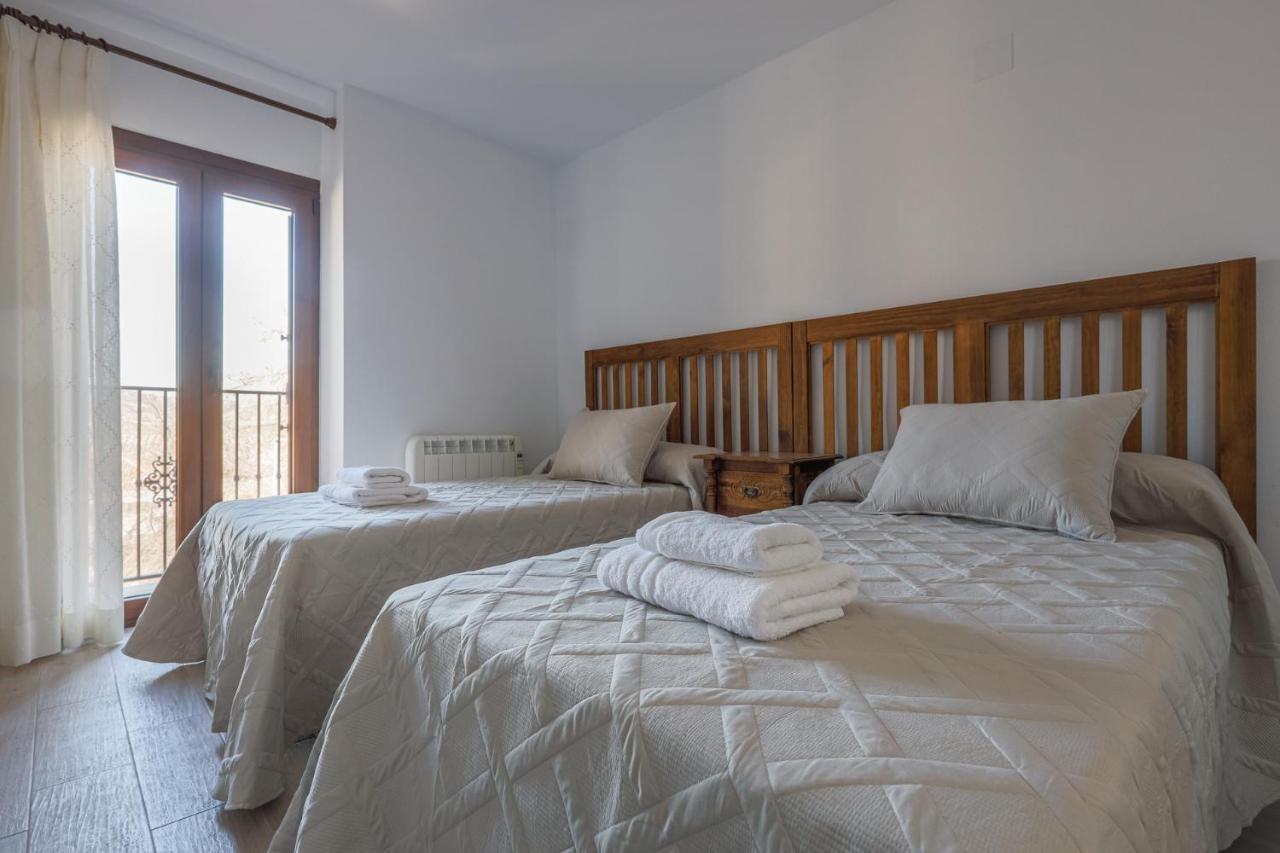 Fantastica Casa De 3 Bedroom Y 3 Banos - Casa De Relax- Montefrío Exteriör bild